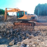 empresa de demolição com retroescavadeira Santa Isabel